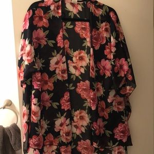 Floral print kimono